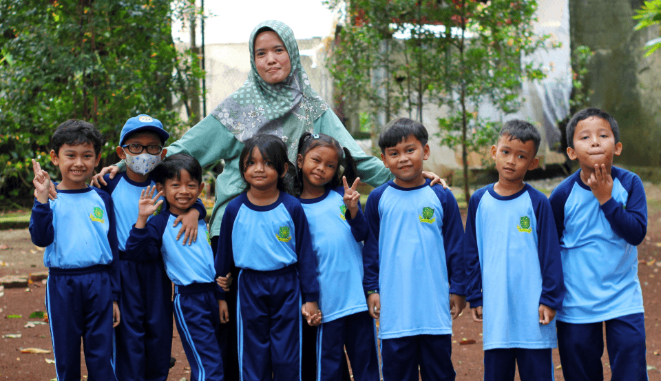 Kalyca Azzahra School Students